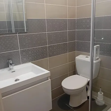 Luxury Monacoview בוסוליי