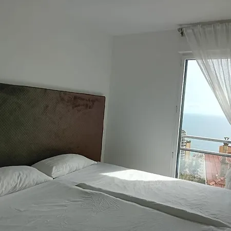 Luxury Monacoview * בוסוליי